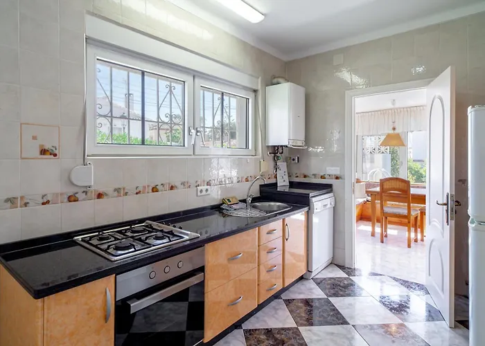 Sevilla Casasol Villa Nerja